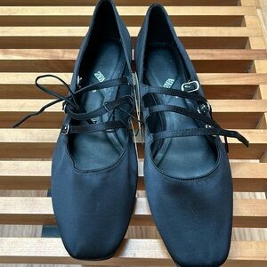 Pristine, tags on Zara black satin ballet flats